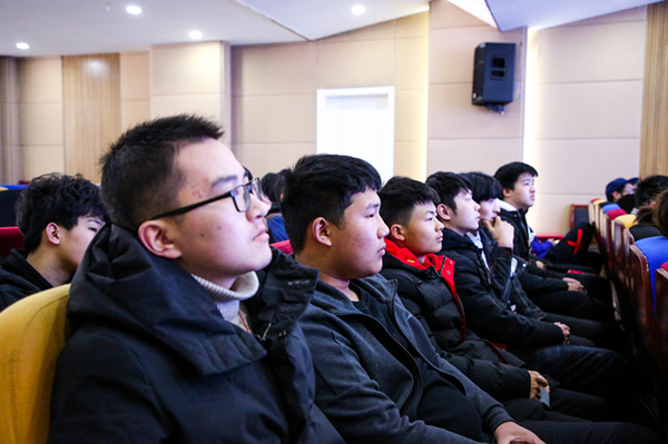 新生入學(xué)<a href=http://njxh.cn target=_blank class=infotextkey>專業(yè)</a>解讀，為你揭開兩大<a href=http://njxh.cn target=_blank class=infotextkey>專業(yè)</a>的神秘面紗