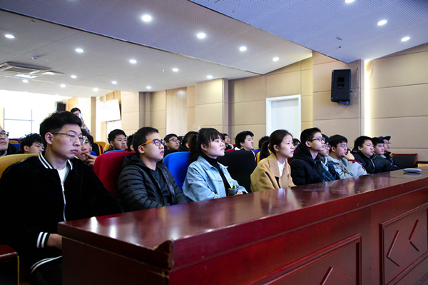 新生入學(xué)<a href=http://njxh.cn target=_blank class=infotextkey>專業(yè)</a>解讀，為你揭開兩大<a href=http://njxh.cn target=_blank class=infotextkey>專業(yè)</a>的神秘面紗