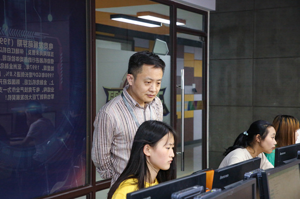 搞互聯(lián)網(wǎng)教育我們是認(rèn)真的，搞互聯(lián)網(wǎng)知識競賽我們也是認(rèn)真的！