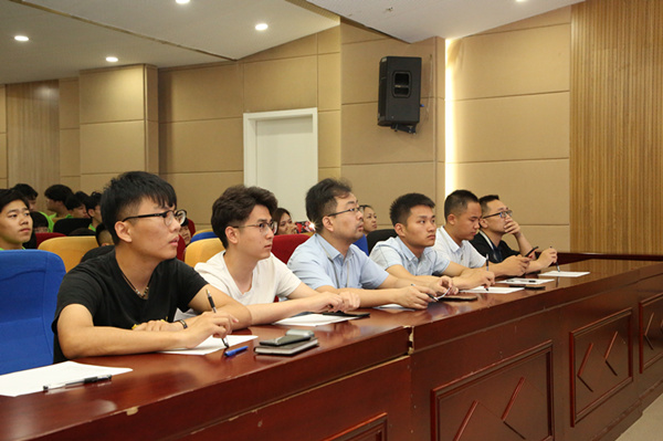 “家校同心，攜手共進(jìn)”2019年上半年階段結(jié)課答辯分享會(huì)圓滿結(jié)束