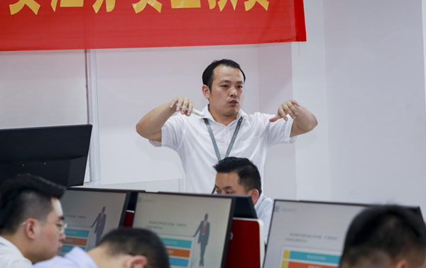 “新華·創(chuàng)新杯”項(xiàng)目化教學(xué)創(chuàng)新大賽，為“技能+實(shí)踐”教學(xué)助力！