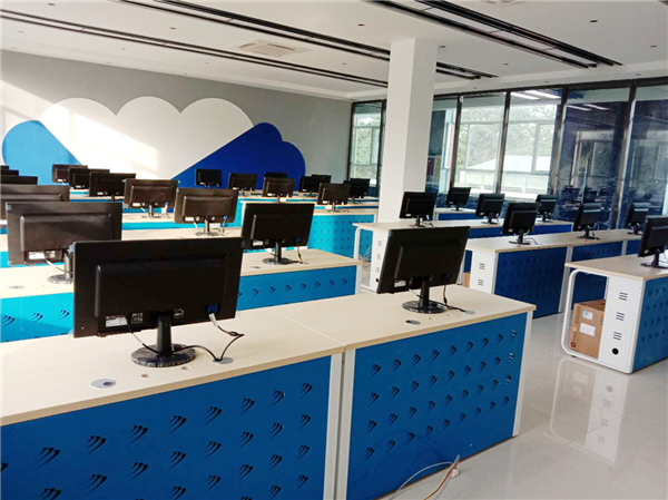 新華互聯(lián)網(wǎng)科技強勢入駐華北區(qū)，助推內(nèi)蒙古互聯(lián)網(wǎng)產(chǎn)業(yè)發(fā)展