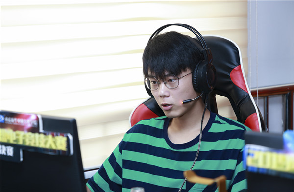 2019年“新華杯”英雄聯(lián)盟電子競技大賽皖蘇贛湘四省區(qū)域決賽順利舉行！