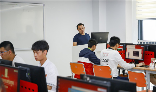 南京計(jì)算機(jī)學(xué)校那里好？