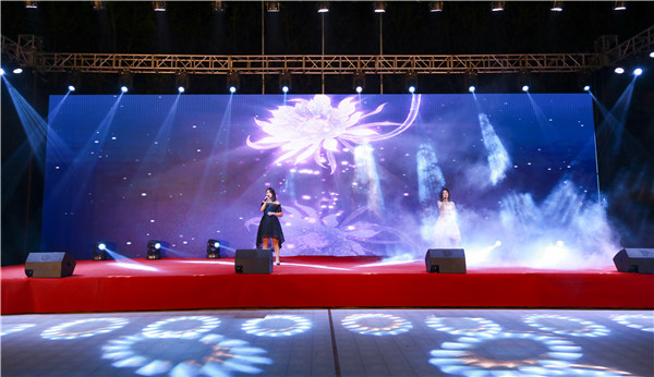 南京新華2019年新生開學(xué)典禮暨CEAC獎(jiǎng)學(xué)金頒獎(jiǎng)盛典隆重舉行！