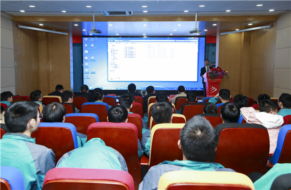 2019秋季新生階段課程結(jié)課答辯分享會(huì)圓滿落幕！
