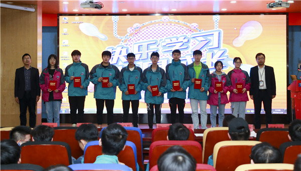 2019秋季新生階段課程結(jié)課答辯分享會(huì)圓滿落幕！