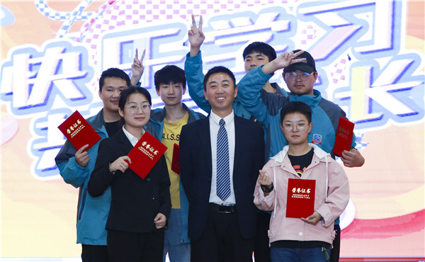 2019秋季新生階段課程結(jié)課答辯分享會(huì)圓滿落幕！