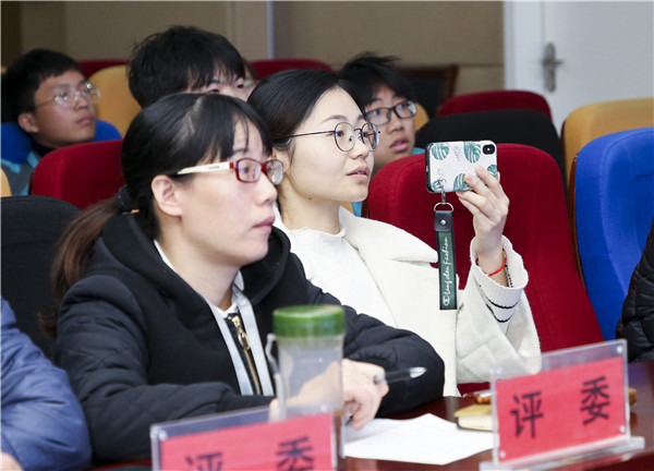 直擊現(xiàn)場——南京新華·屯和直播海報設(shè)計大賽復(fù)賽重磅來襲！