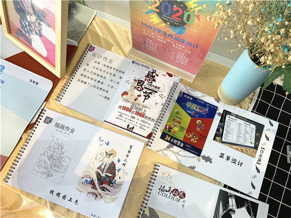 教學(xué)成果展示周，學(xué)子答辯各顯神通