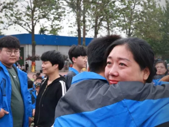 品質(zhì)新華，用承諾詮釋使命——德育教育，讓品德成就美好