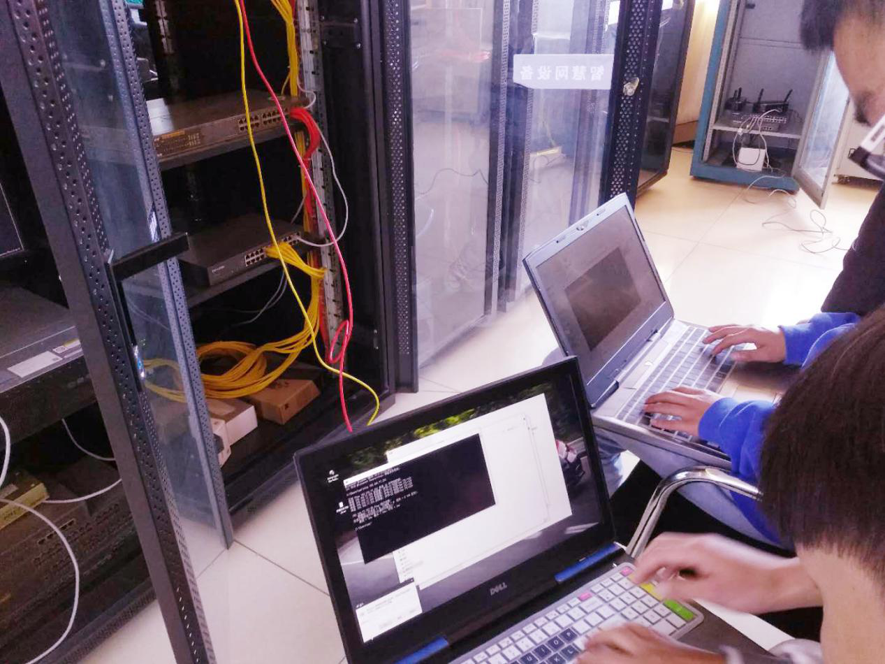 結(jié)伴來新華 一起創(chuàng)造精彩未來！