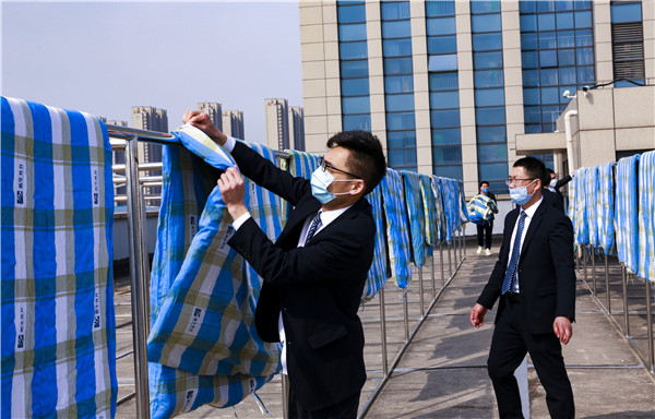 春暖花開 等你歸來丨開學(xué)倒計時，南京新華已經(jīng)準(zhǔn)備好了！