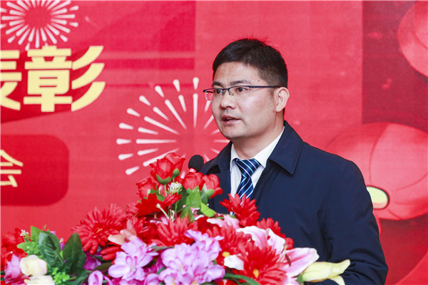 2020春季教學(xué)質(zhì)量月總結(jié)表彰暨教學(xué)研發(fā)部署大會(huì)隆重舉行！