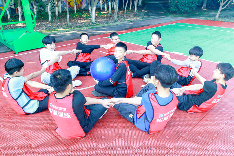 新華暖心教育，緣何成為家長們放心的學校？