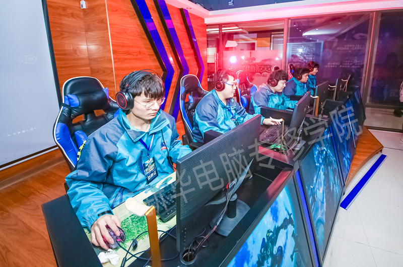 男生學(xué)什么<a href=http://njxh.cn target=_blank class=infotextkey>專業(yè)</a>有前途？