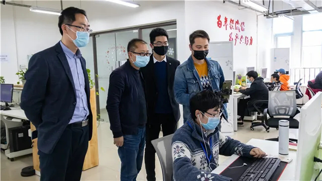 屢登央視，新華電腦教育全面新升級(jí)！