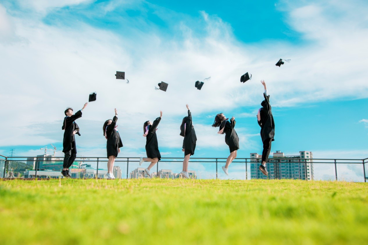 肩負(fù)職教強(qiáng)國重任，新華電腦學(xué)校升級(jí)“五項(xiàng)能力”培養(yǎng)互聯(lián)網(wǎng)高技能人才！