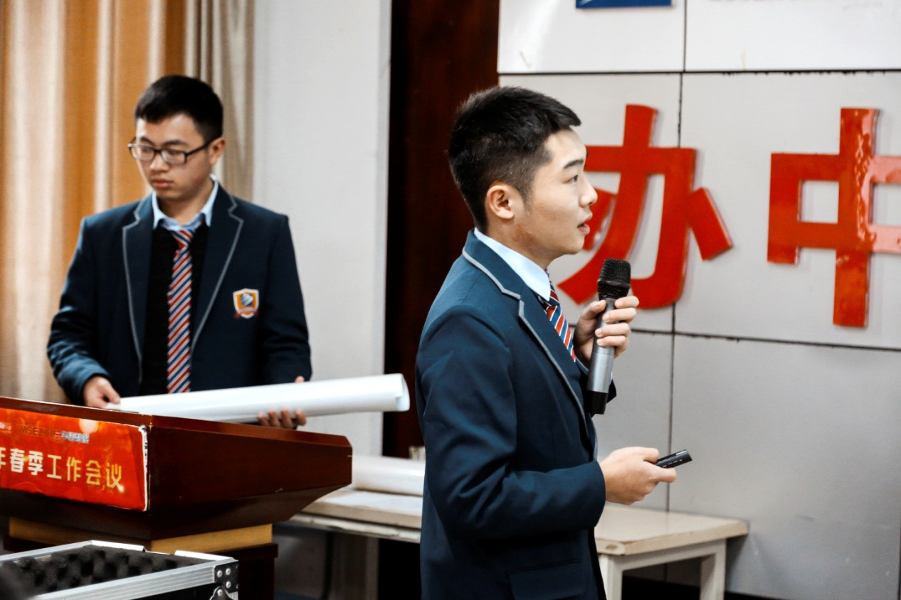 肩負(fù)職教強(qiáng)國重任，新華電腦學(xué)校升級(jí)“五項(xiàng)能力”培養(yǎng)互聯(lián)網(wǎng)高技能人才！