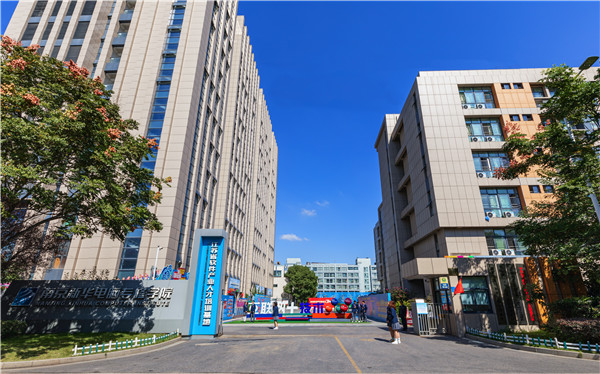 年后想換工作，什么技術(shù)有出路？