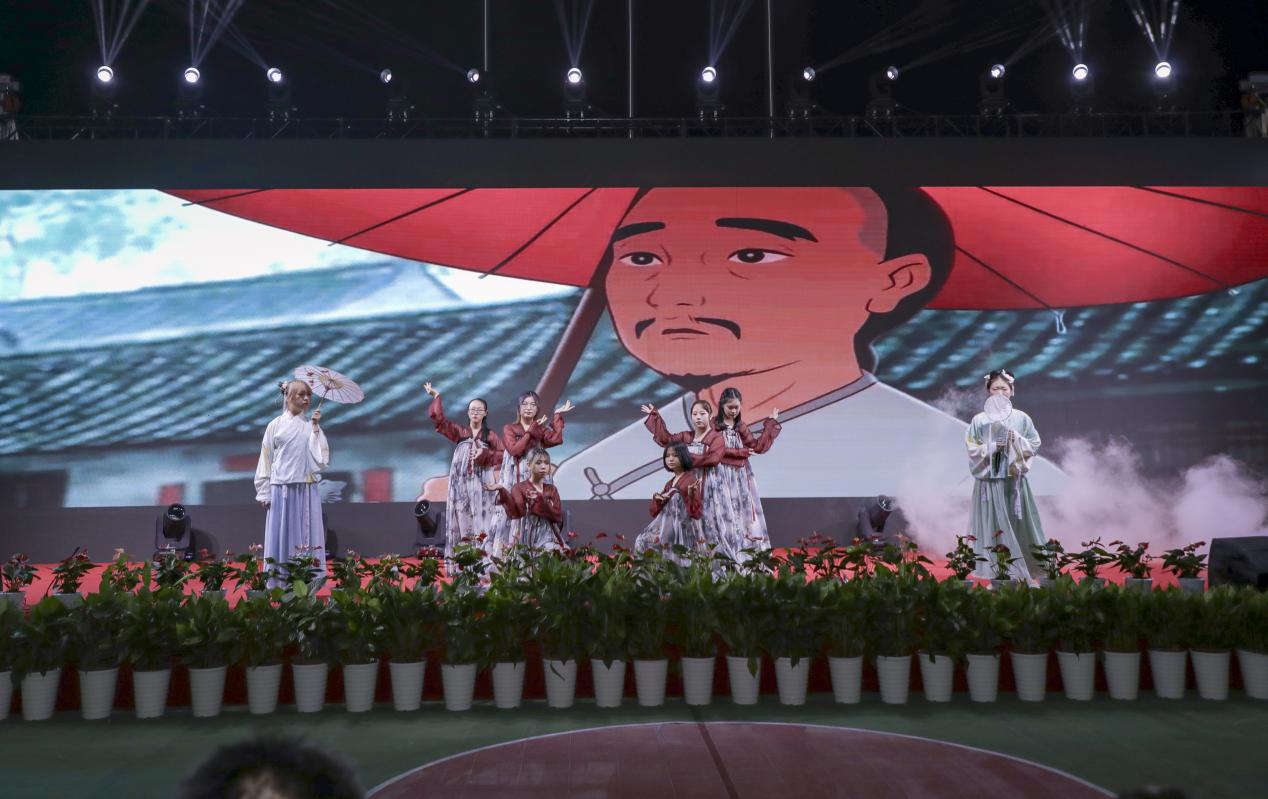 不想打工？那初中畢業(yè)學(xué)什么好？