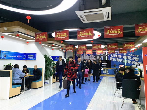 年前擇校，為啥家長(zhǎng)都來南京新華實(shí)地考察？