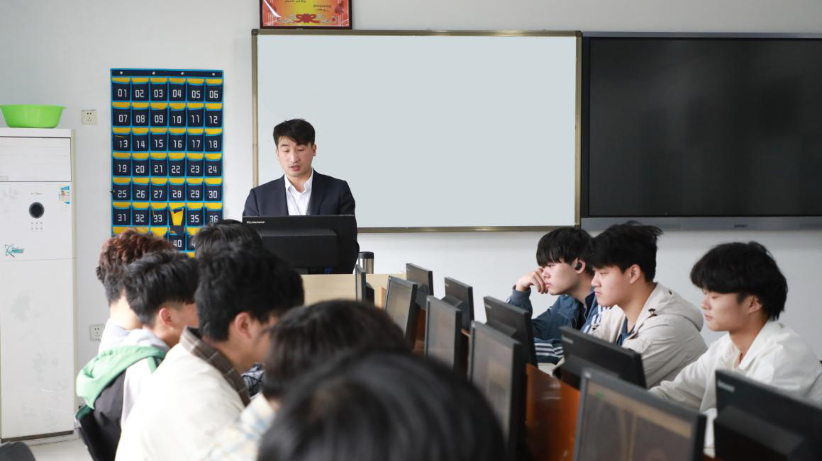 這個動漫火了！揭秘《新華小趣事》創(chuàng)作團隊背后的故事！