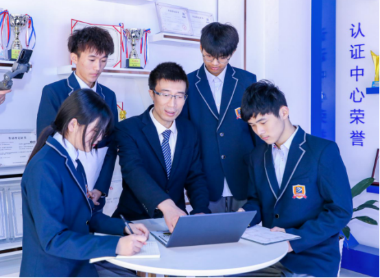 為熱愛(ài)而選擇，為選擇而執(zhí)著