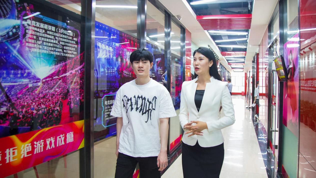 《老師來了》公開課全新起航，“護(hù)國(guó)螳螂”靈藥激情開講！