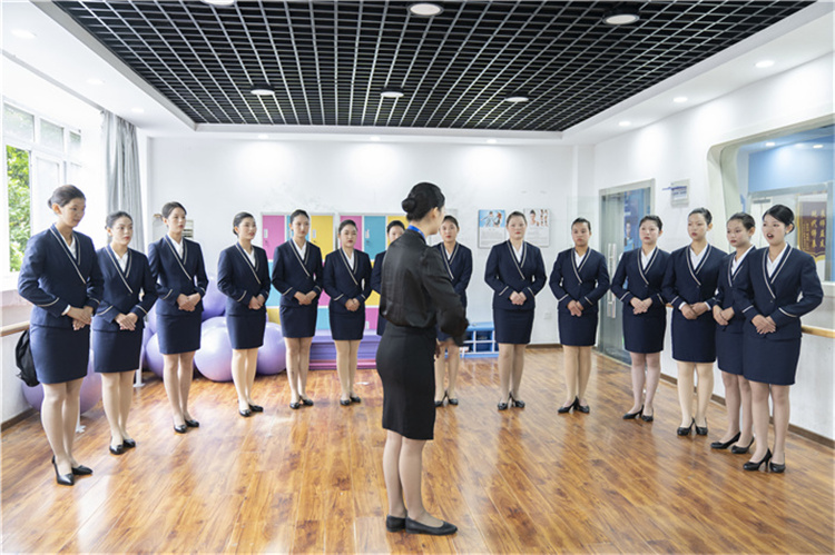 所有美眉注意了！十大適合女生學(xué)的<a href=http://njxh.cn target=_blank class=infotextkey>專業(yè)</a>