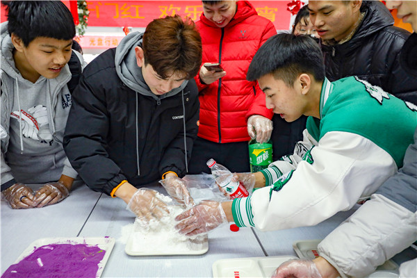 包湯圓，制花燈|熱熱鬧鬧過(guò)元宵