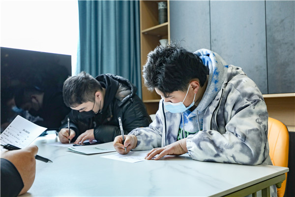 互聯(lián)網(wǎng)之旅|南京新華赴交換空間參觀活動(dòng)圓滿(mǎn)落幕