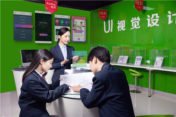 初二輟學(xué)的孩子適合干什么？