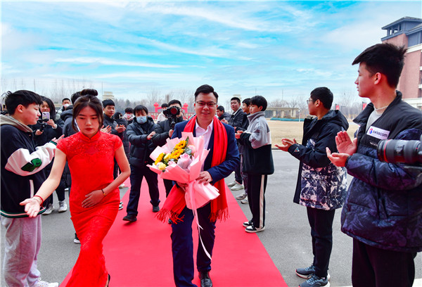 開學(xué)第一課丨弘揚(yáng)工匠精神，實(shí)現(xiàn)技能報(bào)國