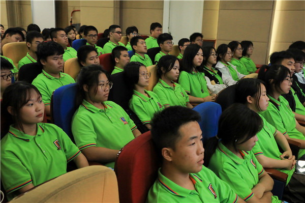 榜樣的力量|杰出校友母校行，傳遞榜樣的力量