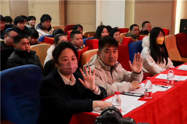 家校同心 共育英才|互聯(lián)網(wǎng)應(yīng)用2303平面實訓課程結(jié)課答辯見證會圓滿成功