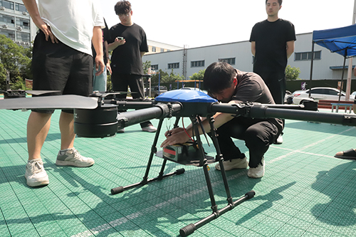 <a href=http://njxh.cn target=_blank class=infotextkey>高中</a>輟學(xué)出來學(xué)什么技能好？