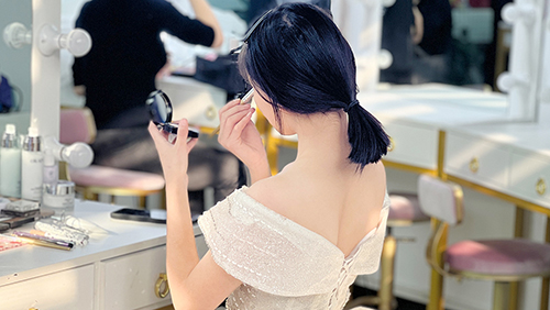 初中女生學(xué)美妝有前途嗎？