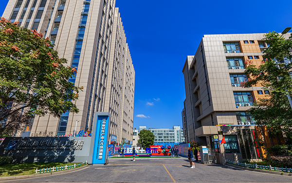 云電子商務(wù)快速發(fā)展，專(zhuān)業(yè)人才急需補(bǔ)缺