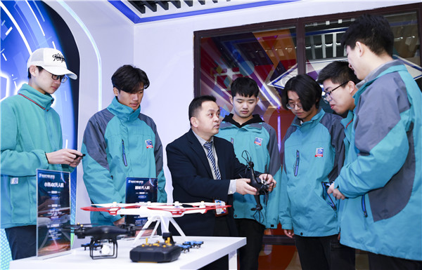 中高考沒考上想學(xué)技術(shù)，學(xué)什么好？