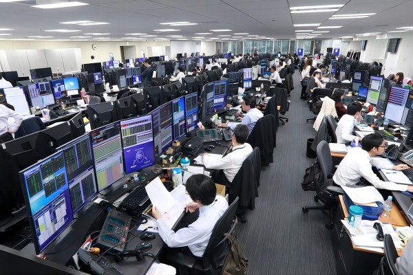 2024年大學(xué)生就業(yè)難題凸顯，技能培訓(xùn)成再就業(yè)新路徑！