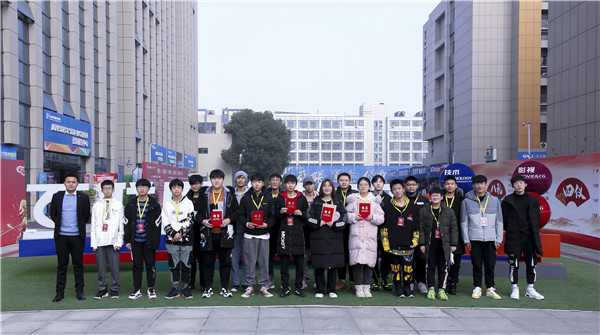 助力提升專業(yè)認知，南京新華試學營榮耀起航！