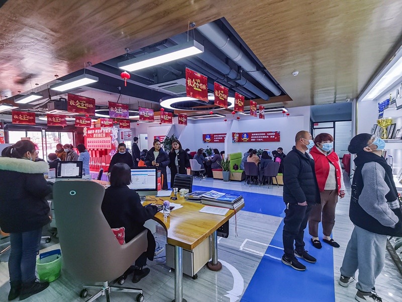 南京新華電腦專修學(xué)院330校園專場(chǎng)咨詢?nèi)栈顒?dòng)成功舉辦！