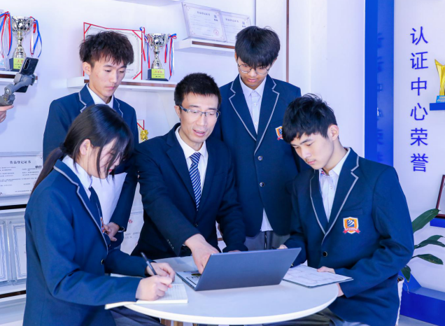 人物專訪丨火國(guó)建老師：為熱愛而選擇，為選擇而執(zhí)著